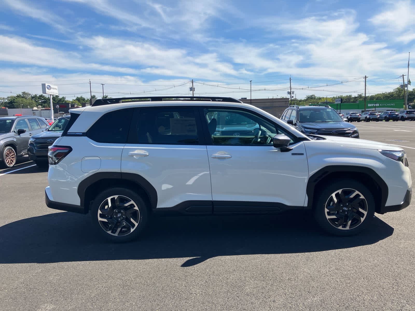 2026 Subaru FORESTER Premium Hybrid