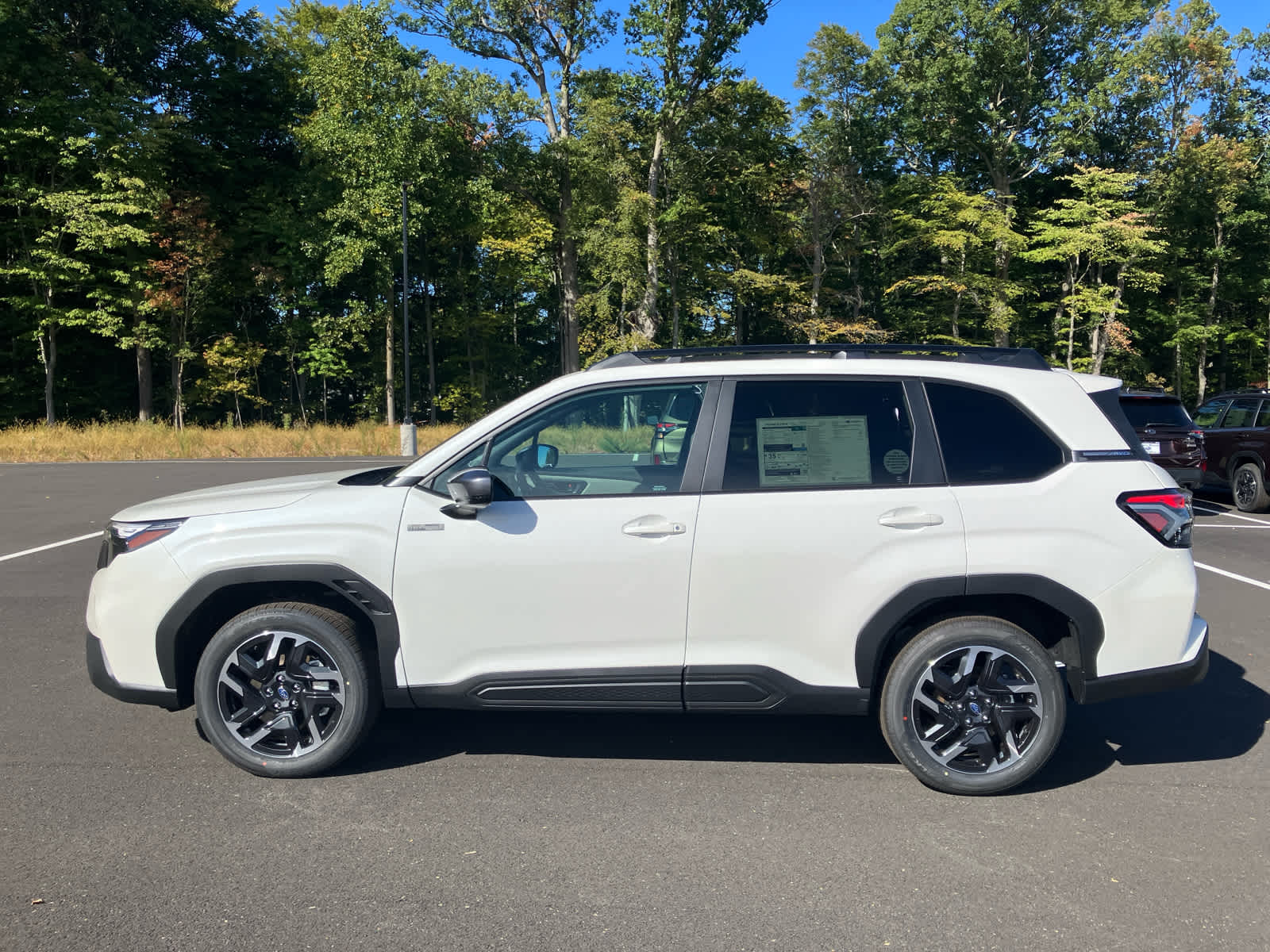 2026 Subaru FORESTER Premium Hybrid