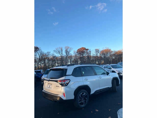 2025 Subaru FORESTER Limited Hybrid