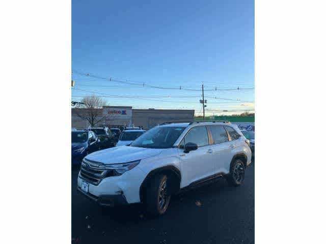 2025 Subaru FORESTER Limited Hybrid