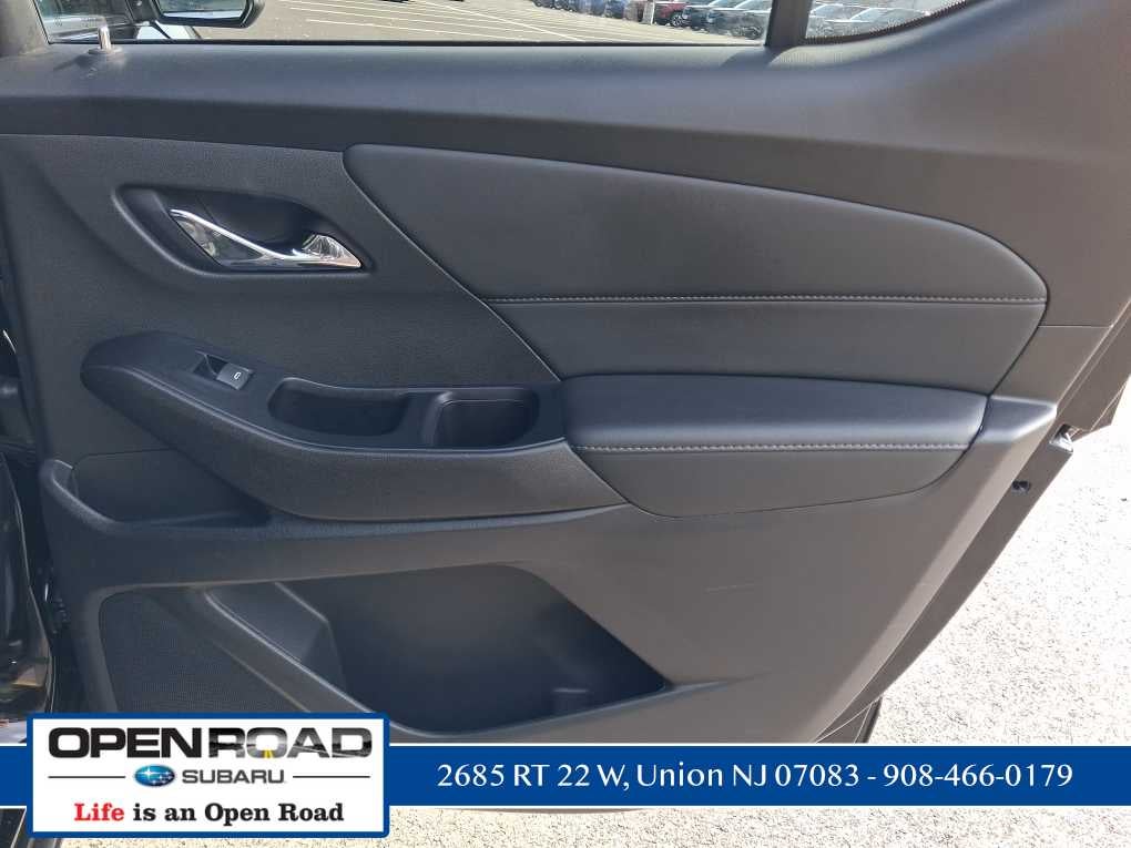 2024 Chevrolet Traverse Limited LT Cloth