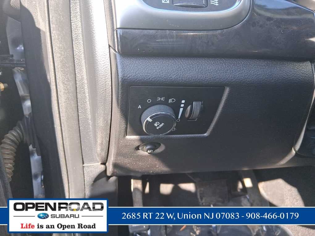 2011 Jeep Grand Cherokee Laredo