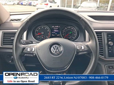 2020 Volkswagen Atlas 3.6L V6 SE w/Technology R-Line