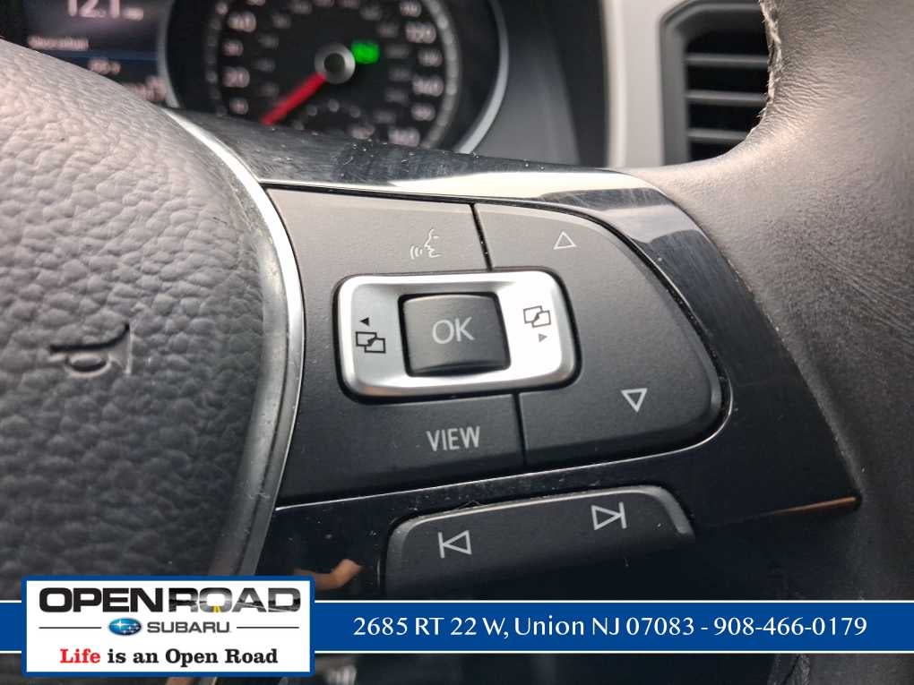 2020 Volkswagen Atlas 3.6L V6 SE w/Technology R-Line