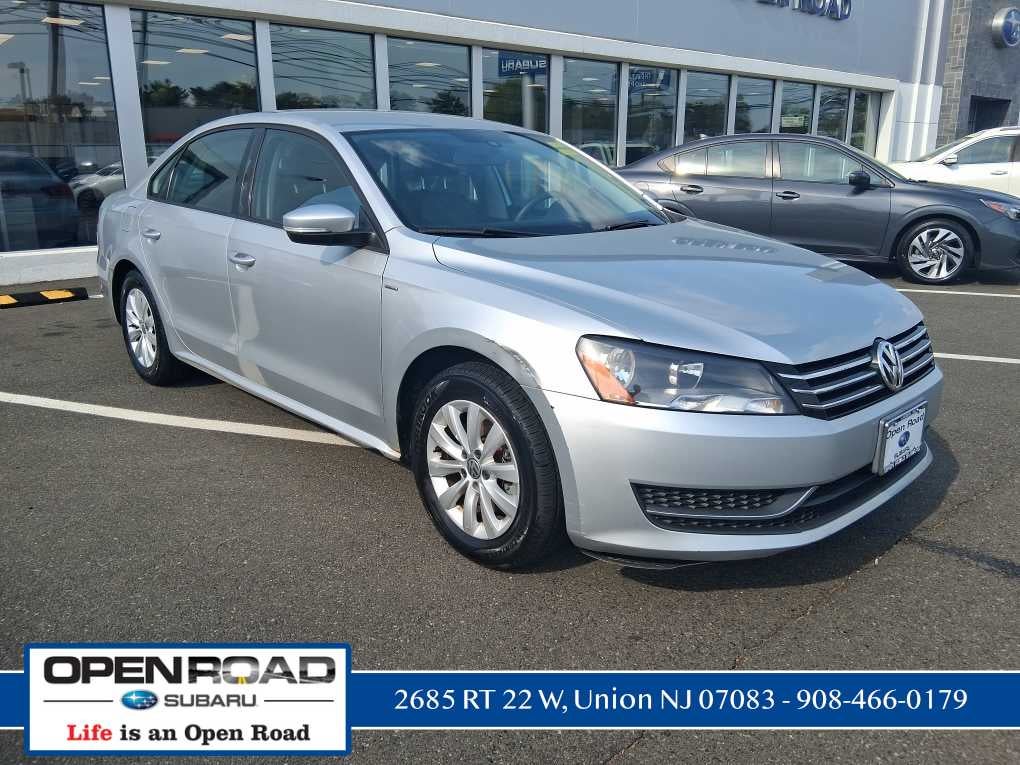 2013 Volkswagen Passat Wolfsbug Edition