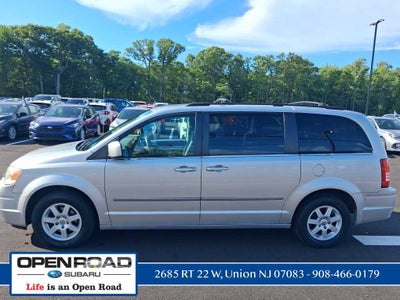2010 Chrysler Town & Country Touring