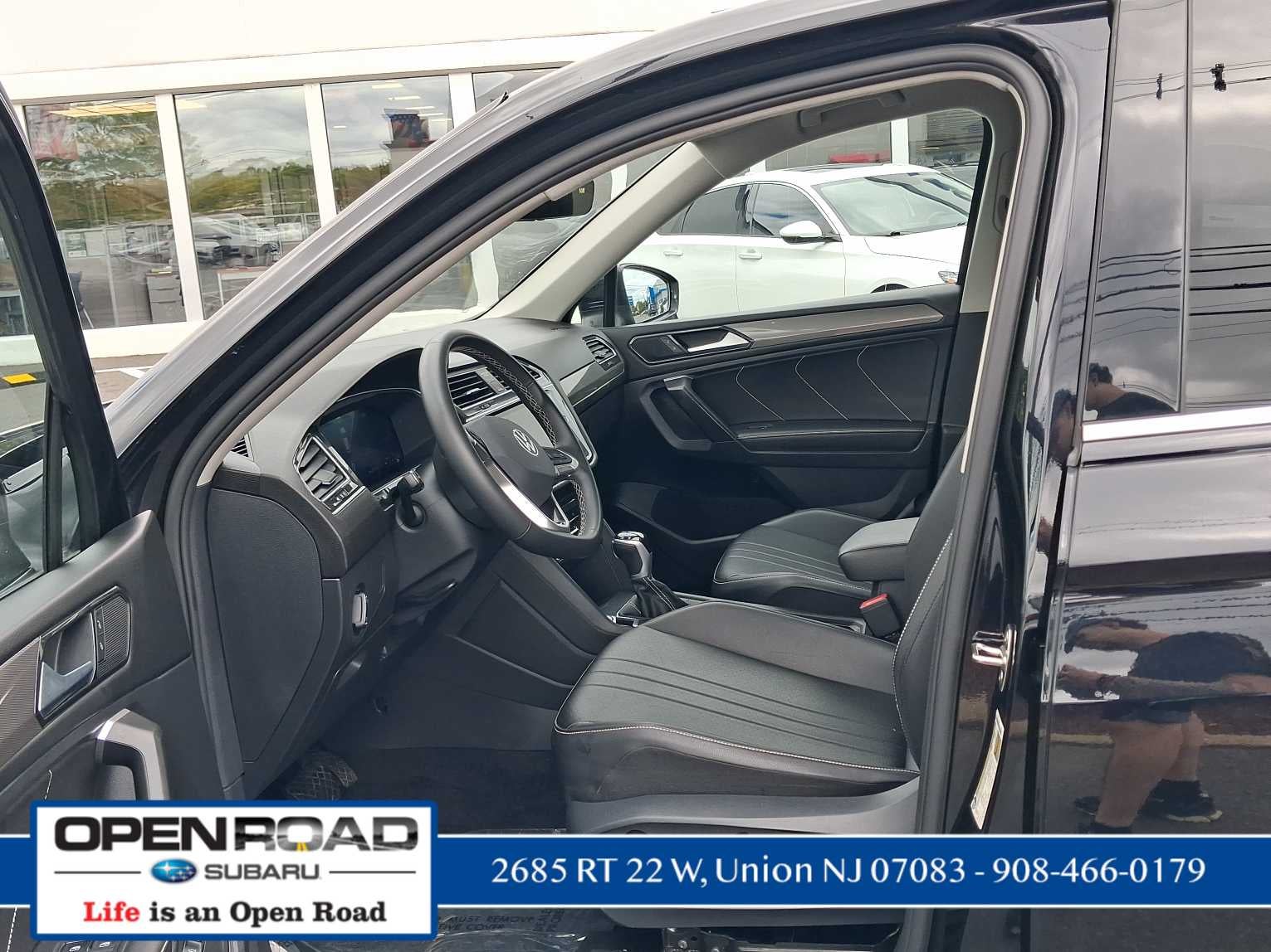 2023 Volkswagen Tiguan SE