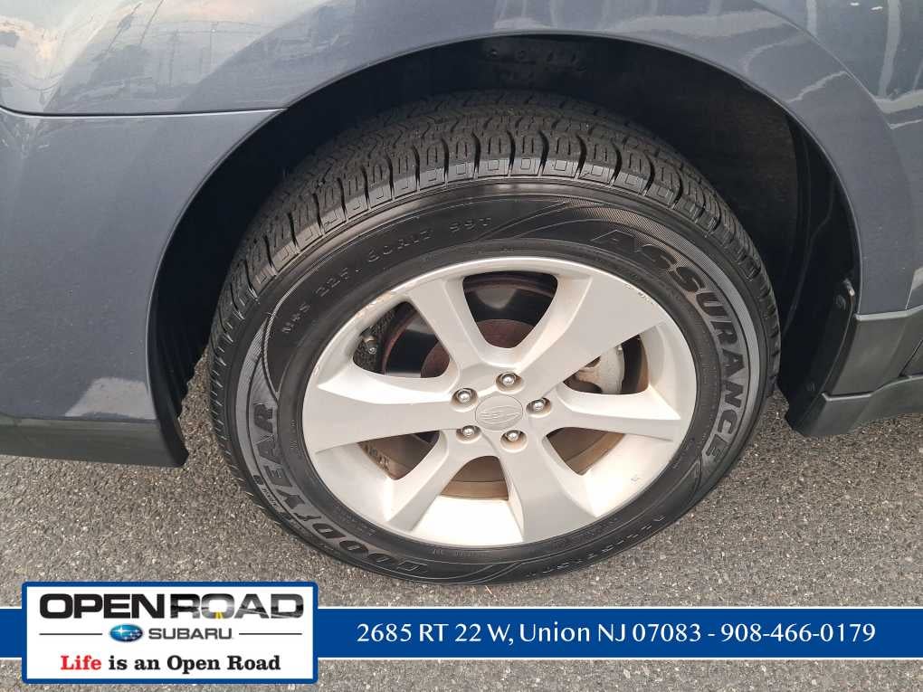 2013 Subaru Outback 2.5i Premium
