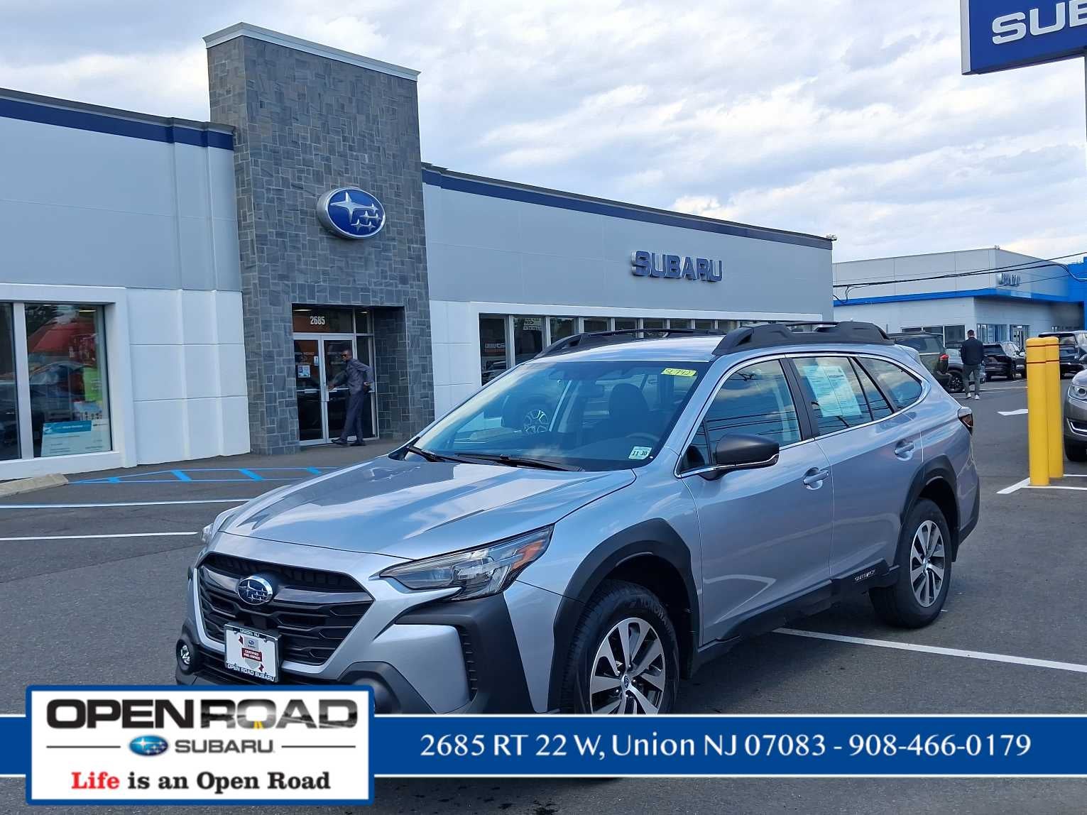 2025 Subaru Outback Base
