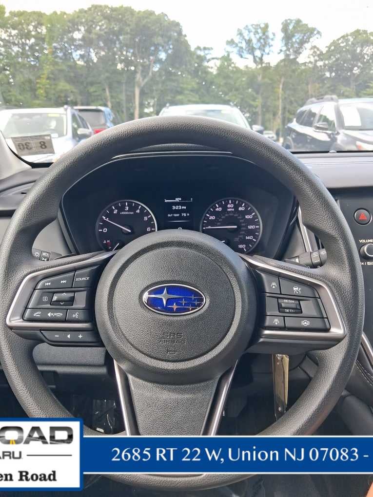 2025 Subaru Outback Base