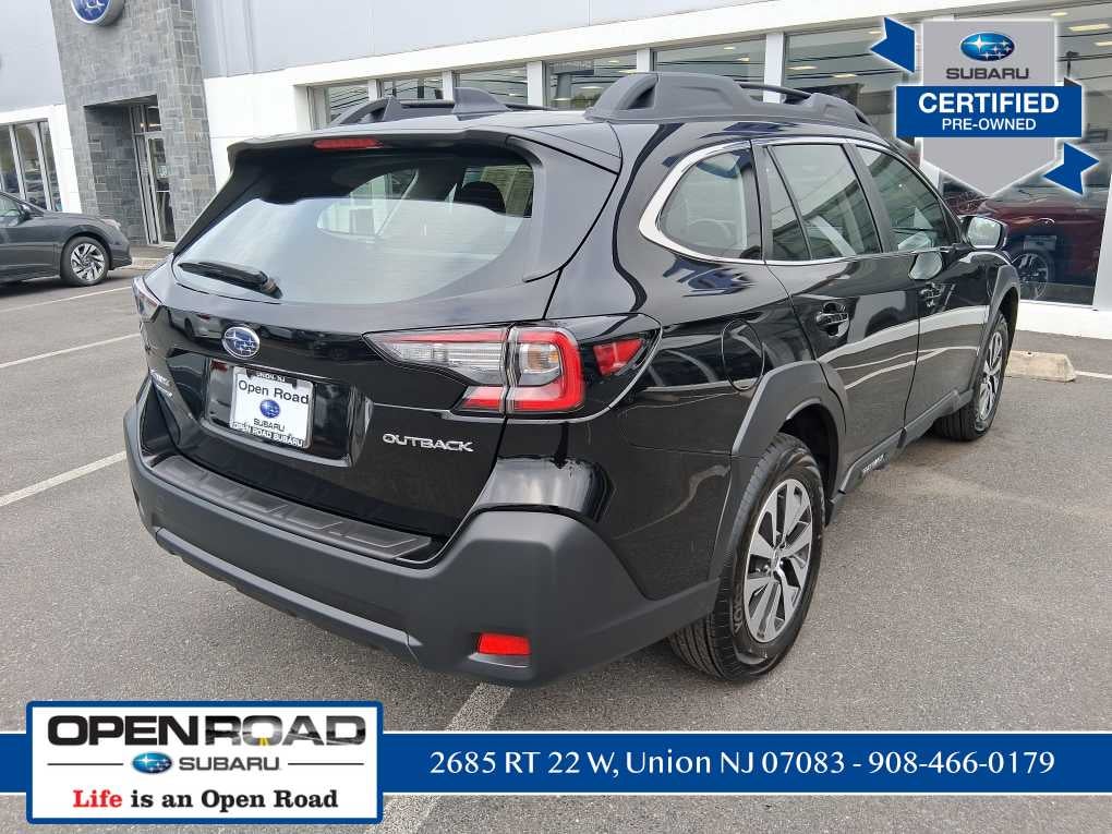 2025 Subaru Outback Base