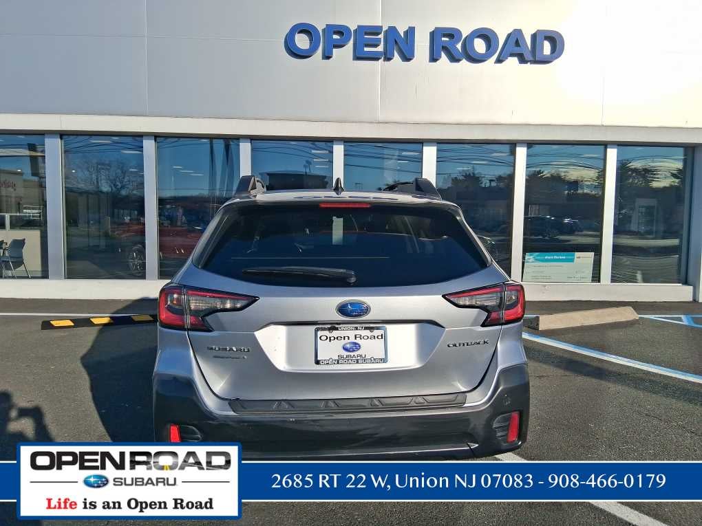 2022 Subaru Outback Premium