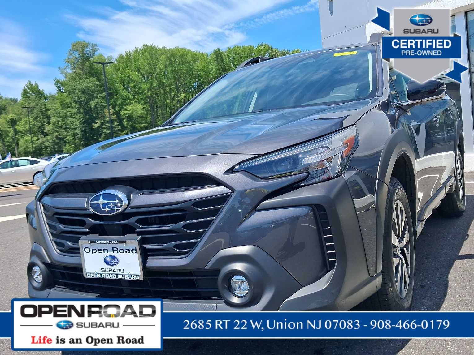 2024 Subaru Outback Premium's photo
