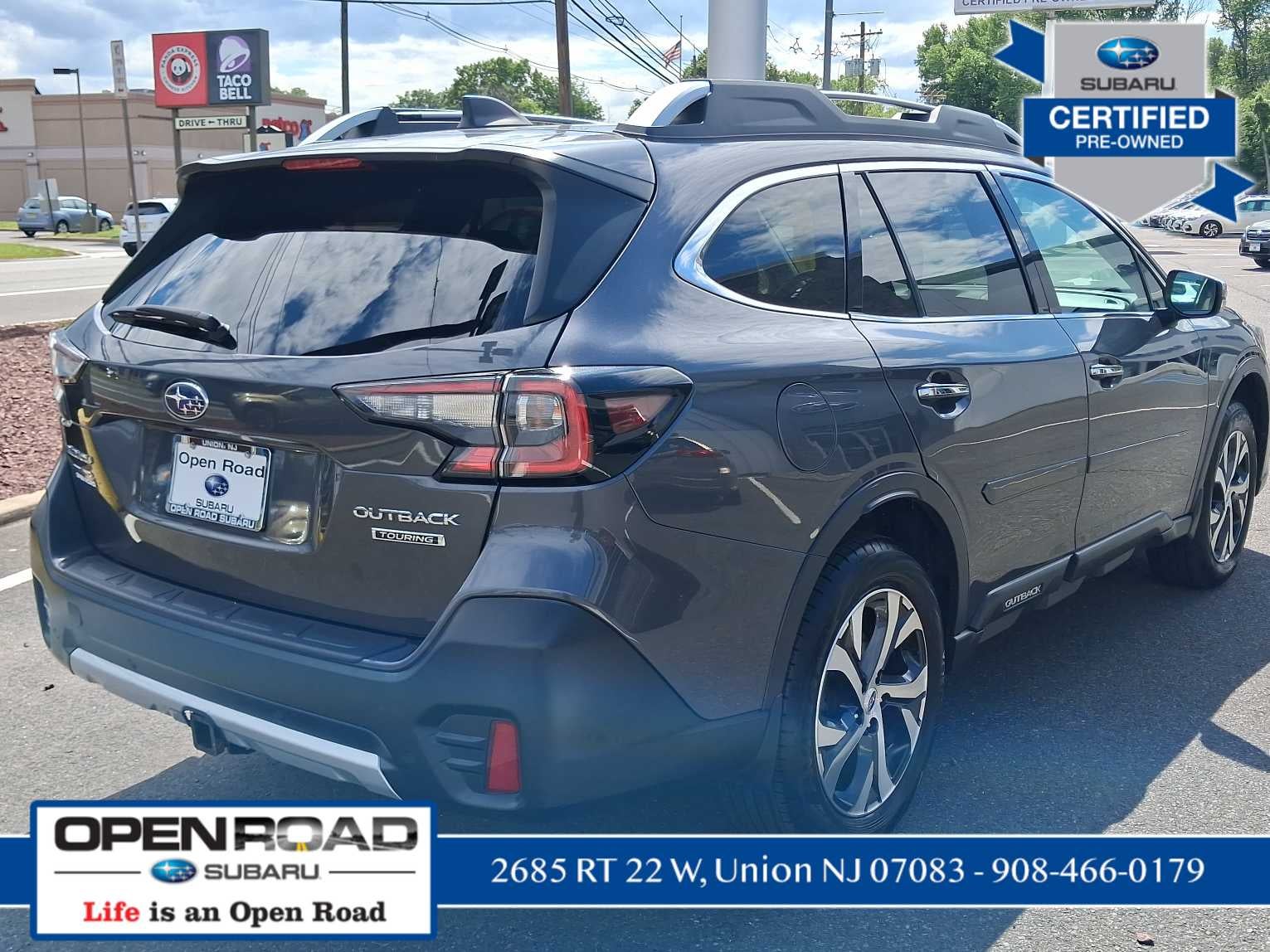 2022 Subaru Outback Touring