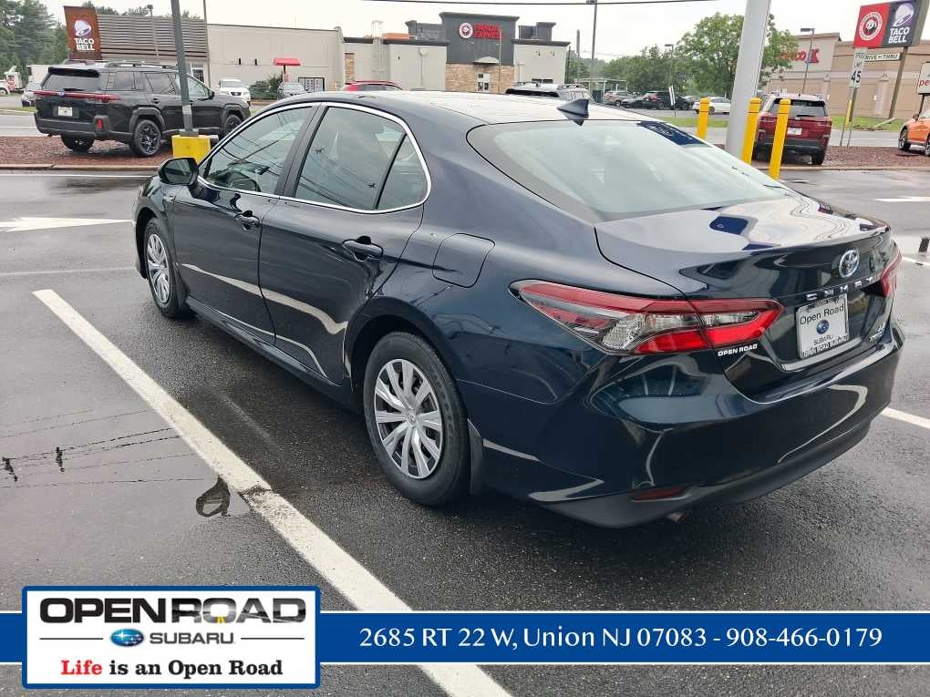 2021 Toyota Camry Hybrid LE