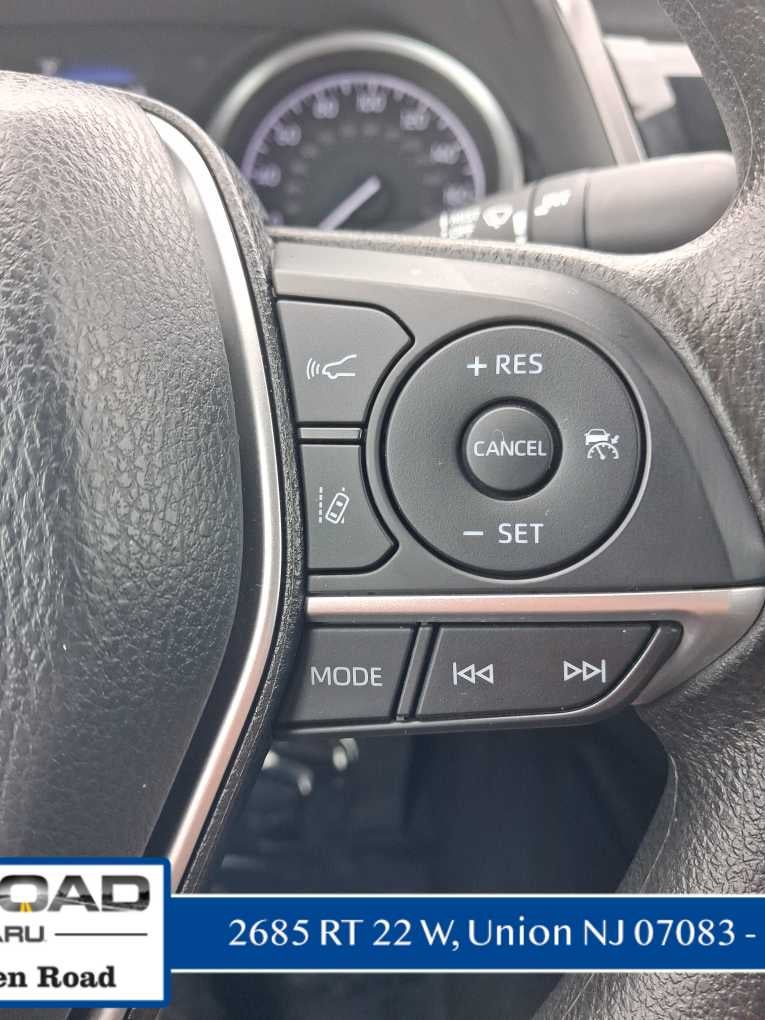 2021 Toyota Camry Hybrid LE