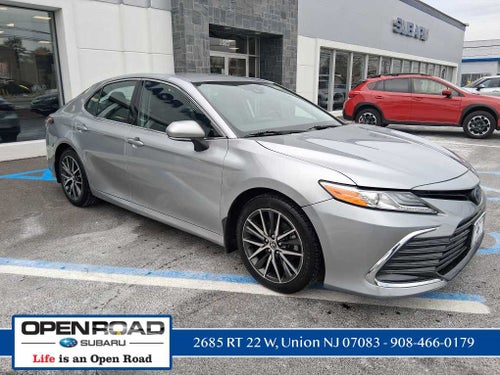 2023 Toyota Camry Hybrid XLE