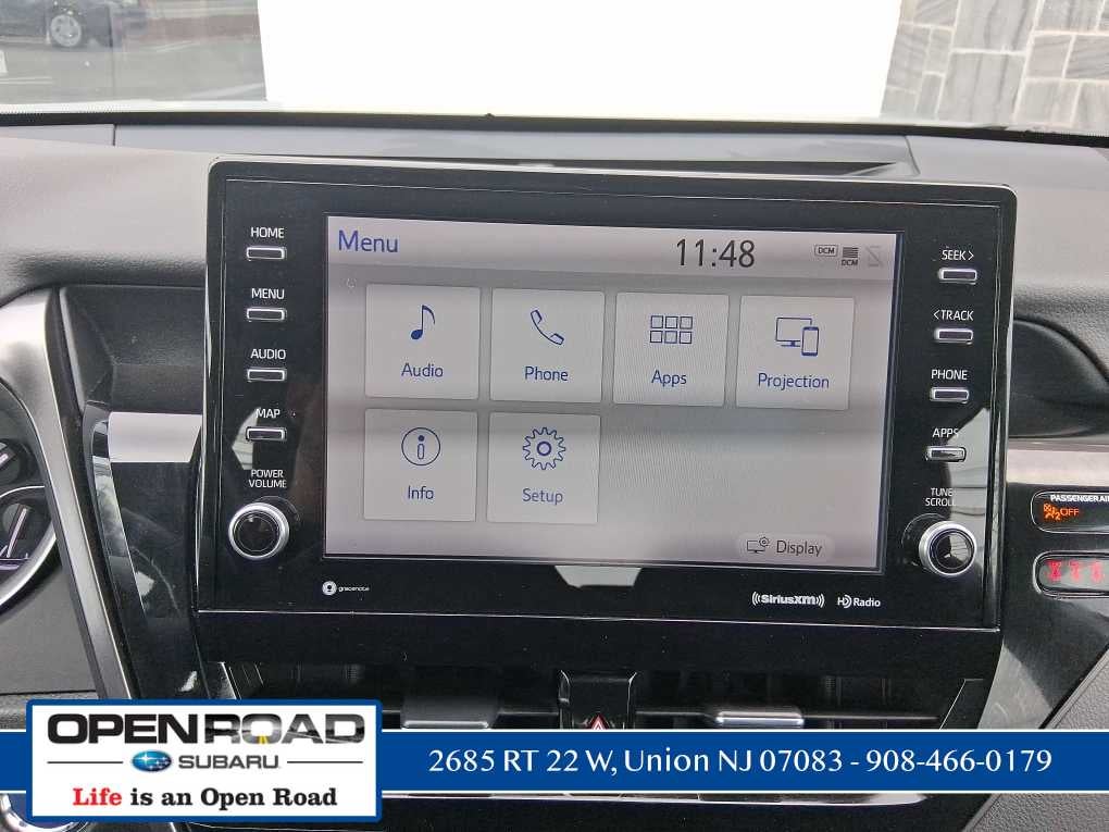 2023 Toyota Camry Hybrid XLE