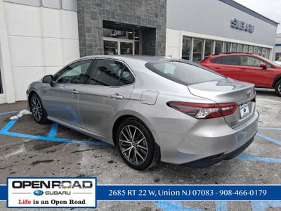 2023 Toyota Camry Hybrid XLE