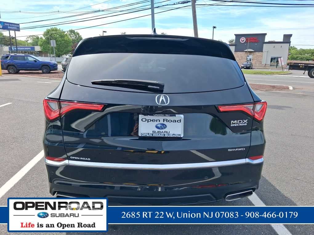 2023 Acura MDX w/Technology Package