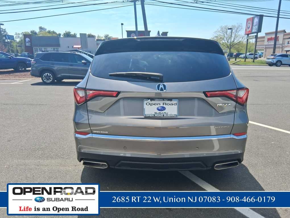 2024 Acura MDX w/Technology Package