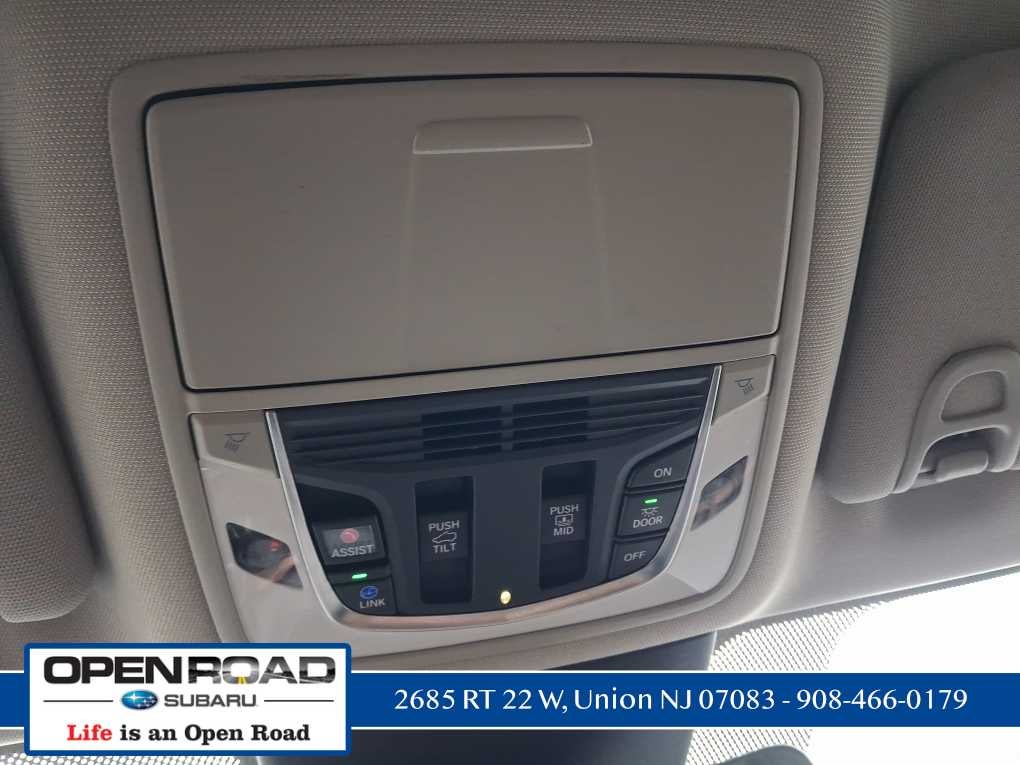 2023 Acura MDX w/Technology Package