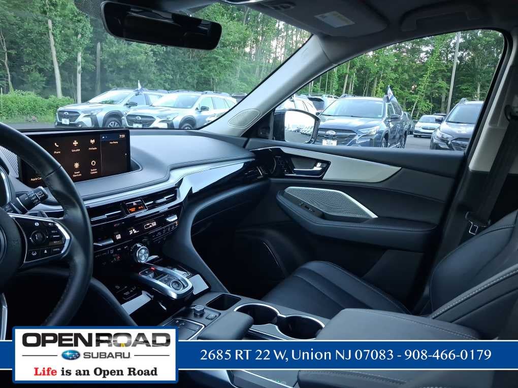 2024 Acura MDX w/Technology Package