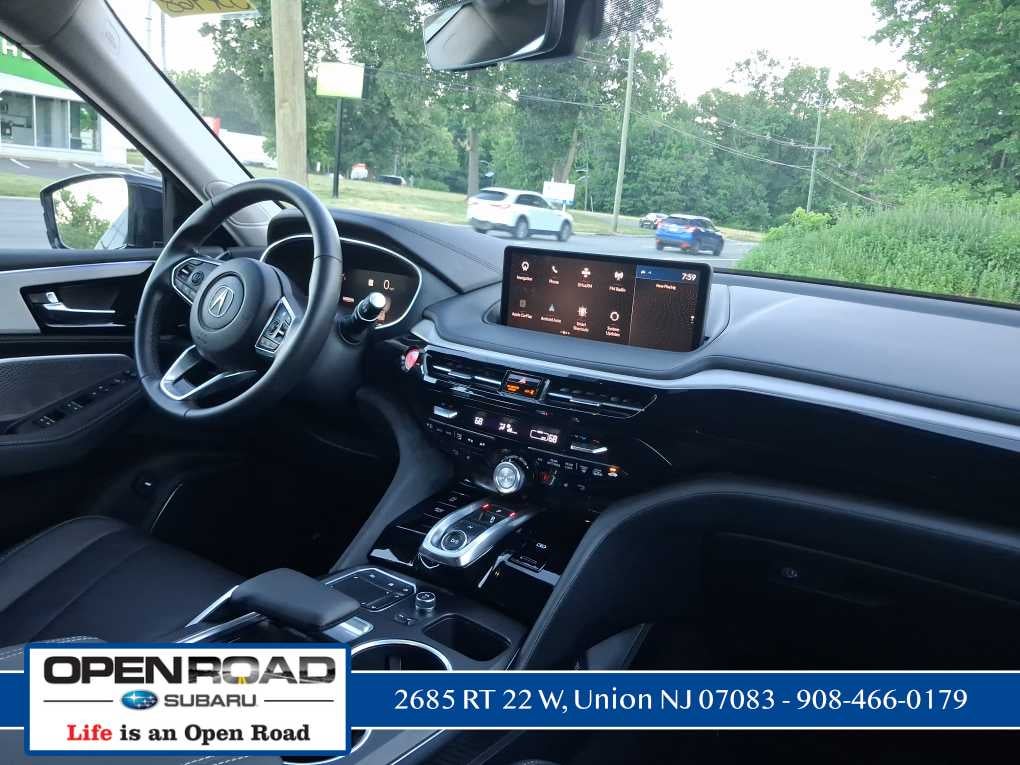 2024 Acura MDX w/Technology Package
