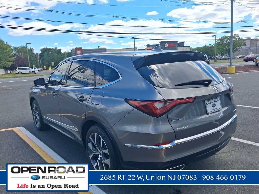 2022 Acura MDX w/Technology Package