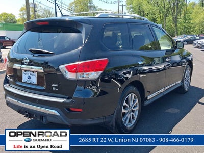 2014 Nissan Pathfinder SL