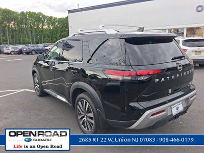 2022 Nissan Pathfinder Platinum