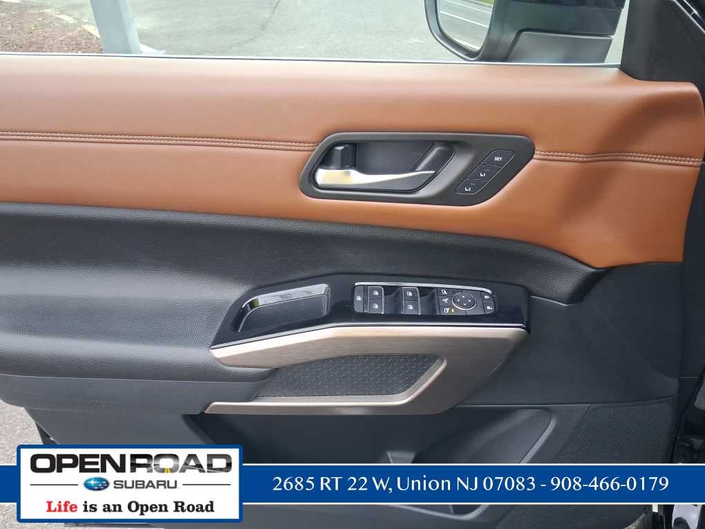 2022 Nissan Pathfinder Platinum