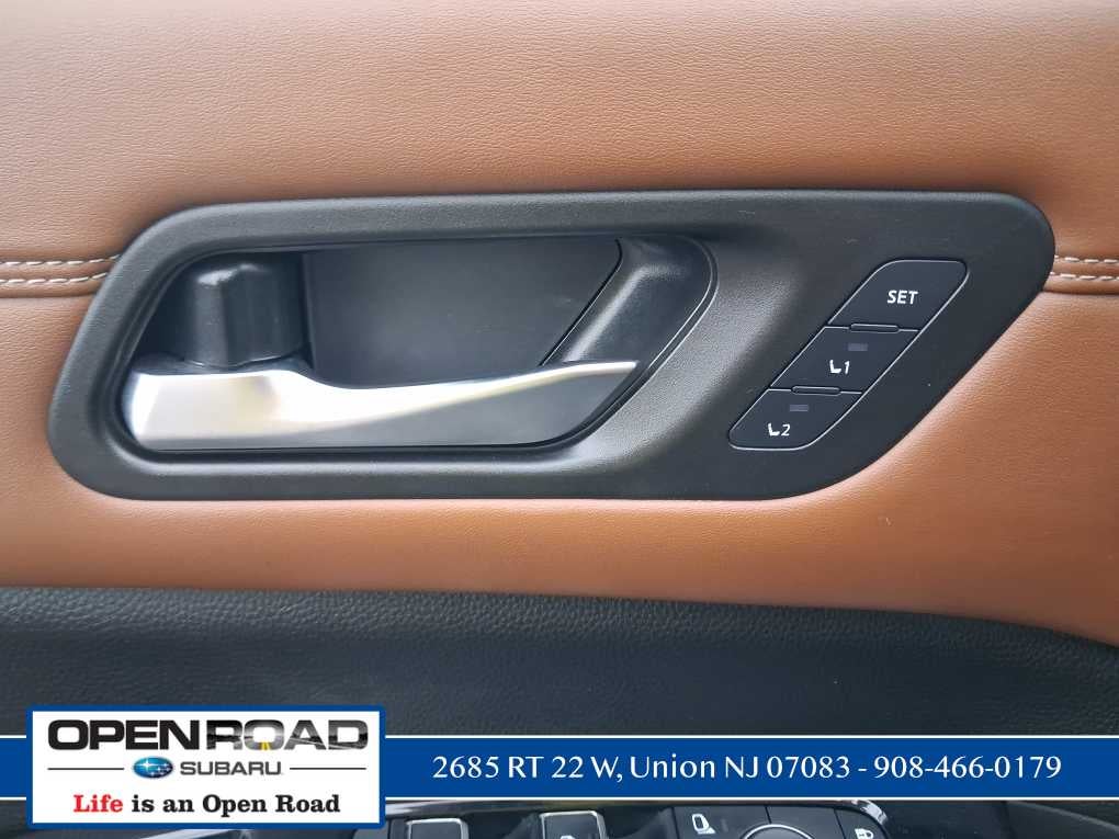 2022 Nissan Pathfinder Platinum