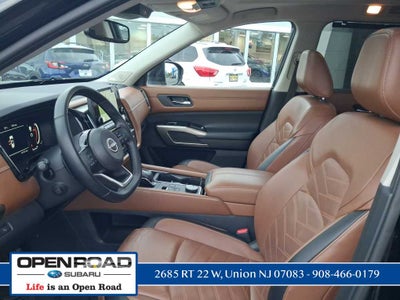 2022 Nissan Pathfinder Platinum