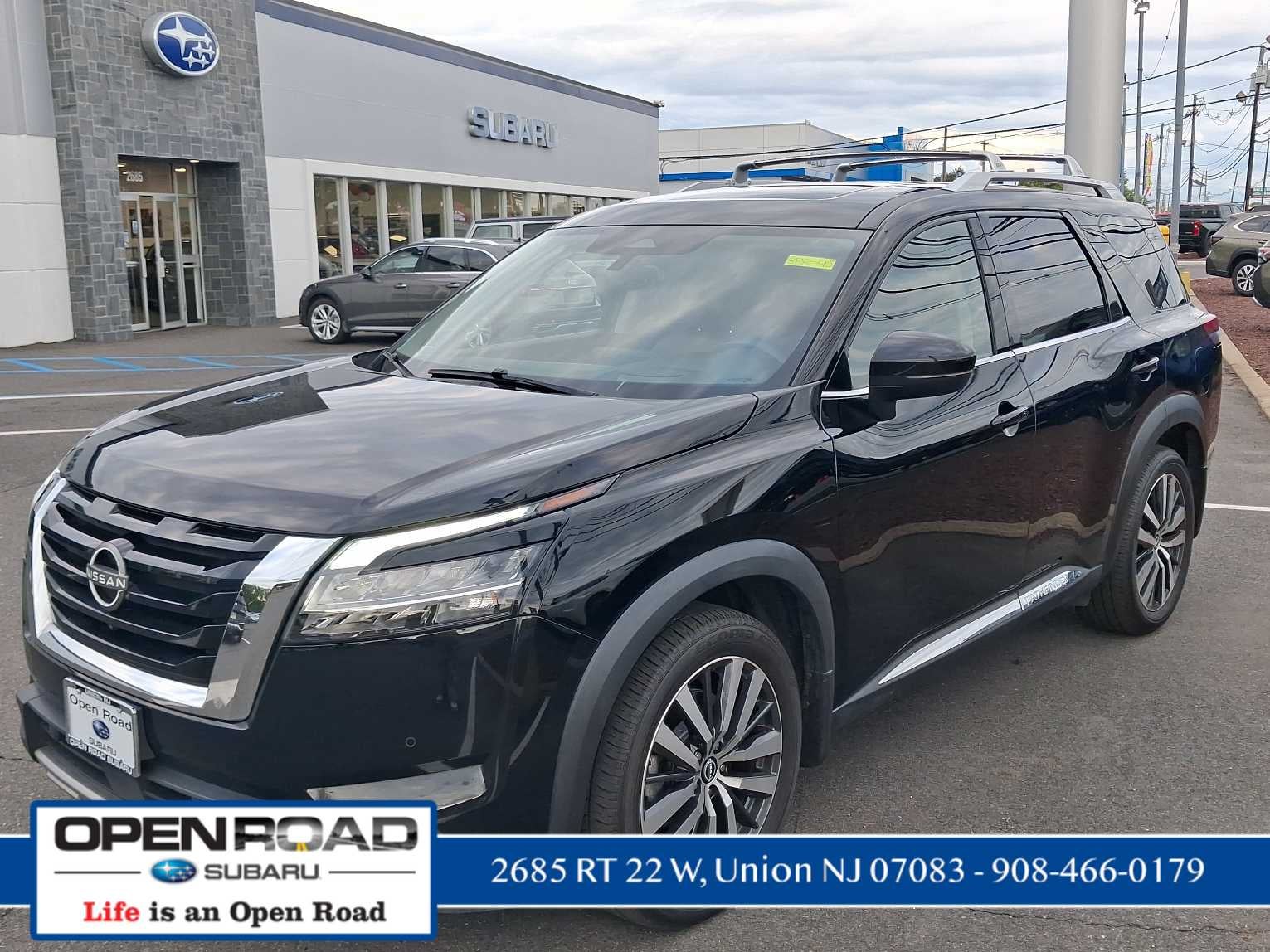 2022 Nissan Pathfinder Platinum