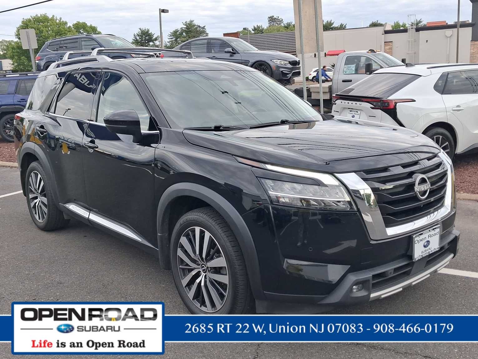 2022 Nissan Pathfinder Platinum