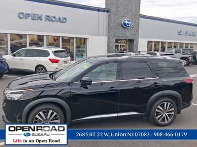 2022 Nissan Pathfinder Platinum