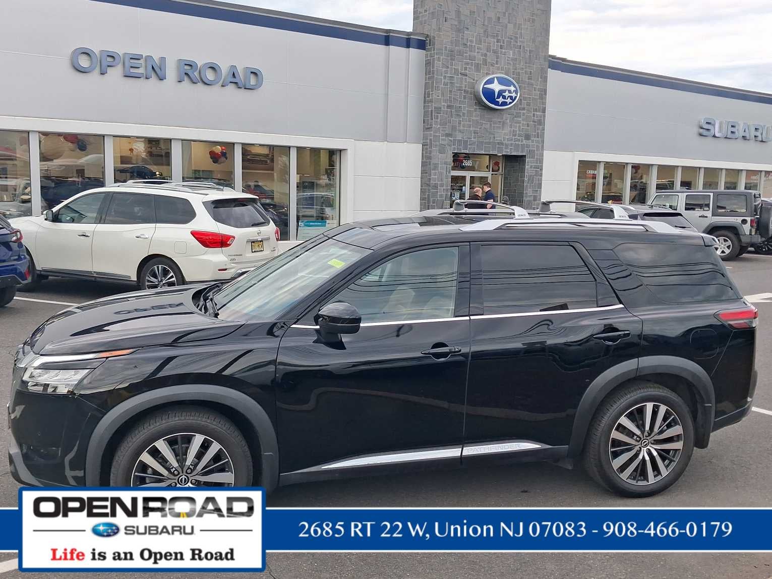 2022 Nissan Pathfinder Platinum