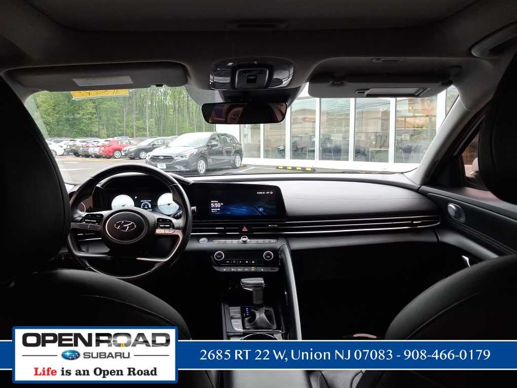2022 Hyundai Elantra Limited
