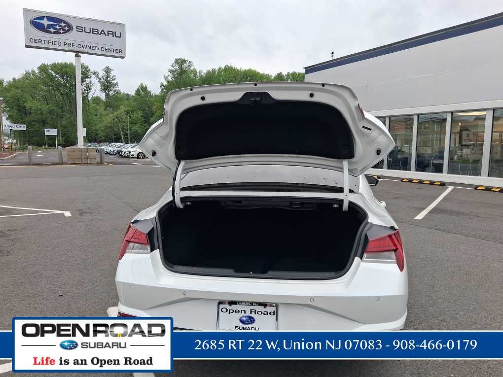 2022 Hyundai Elantra Limited