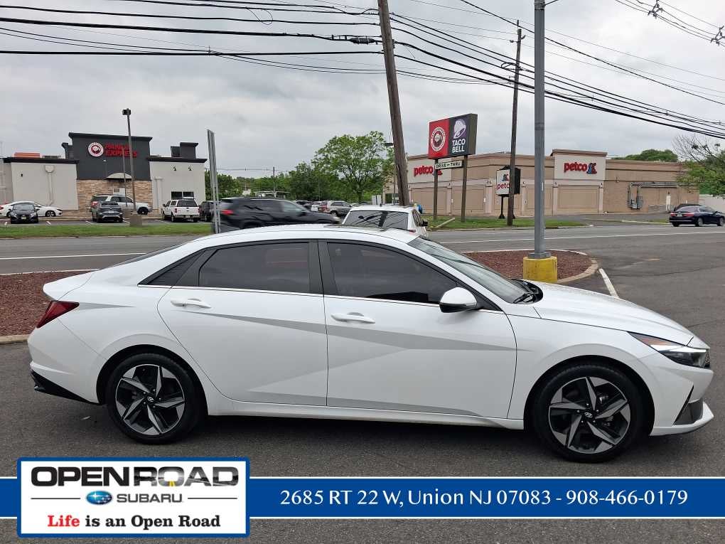 2022 Hyundai Elantra Limited