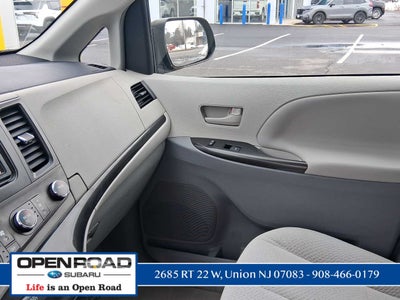 2012 Toyota Sienna LE