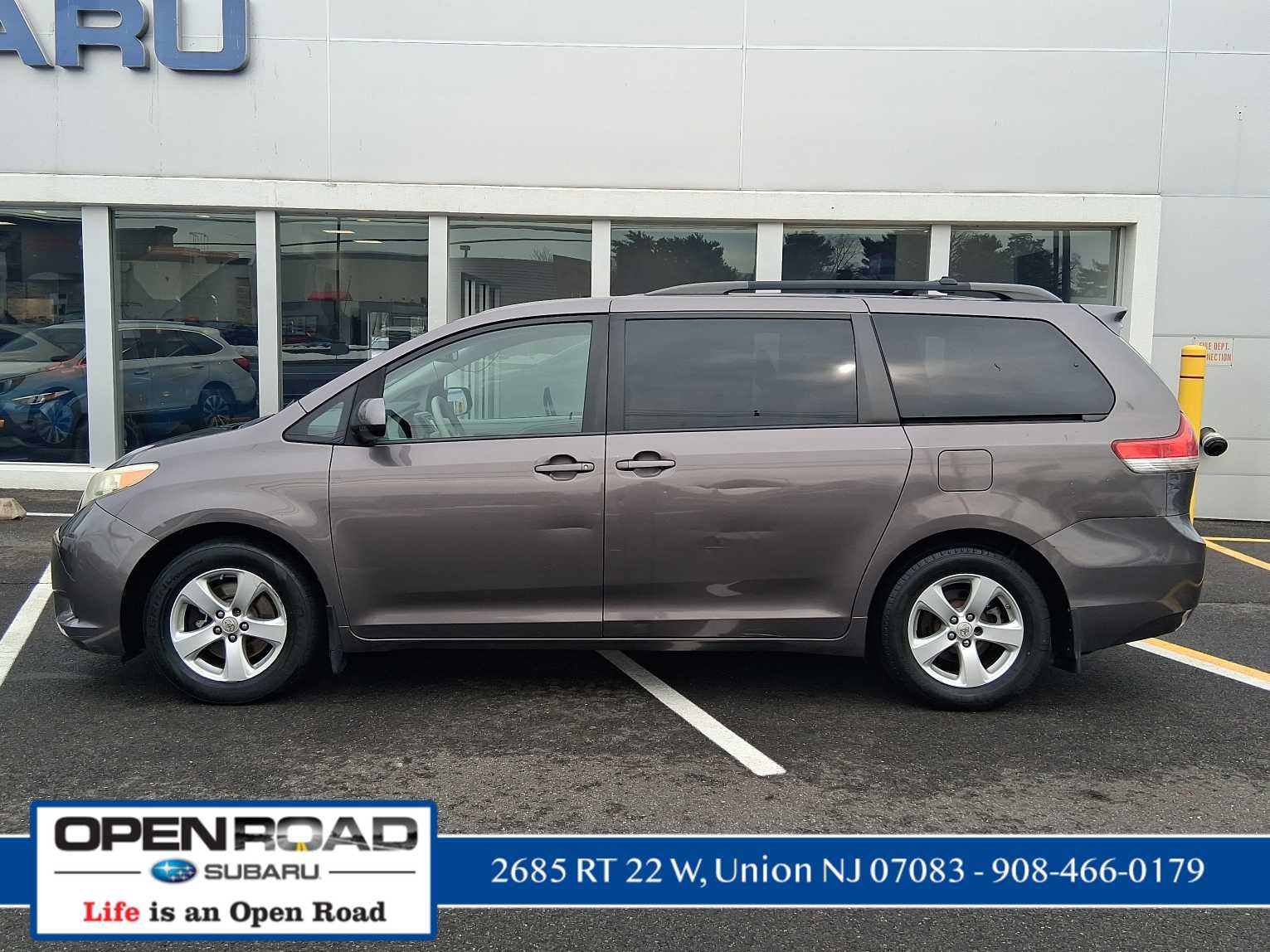 2012 Toyota Sienna LE