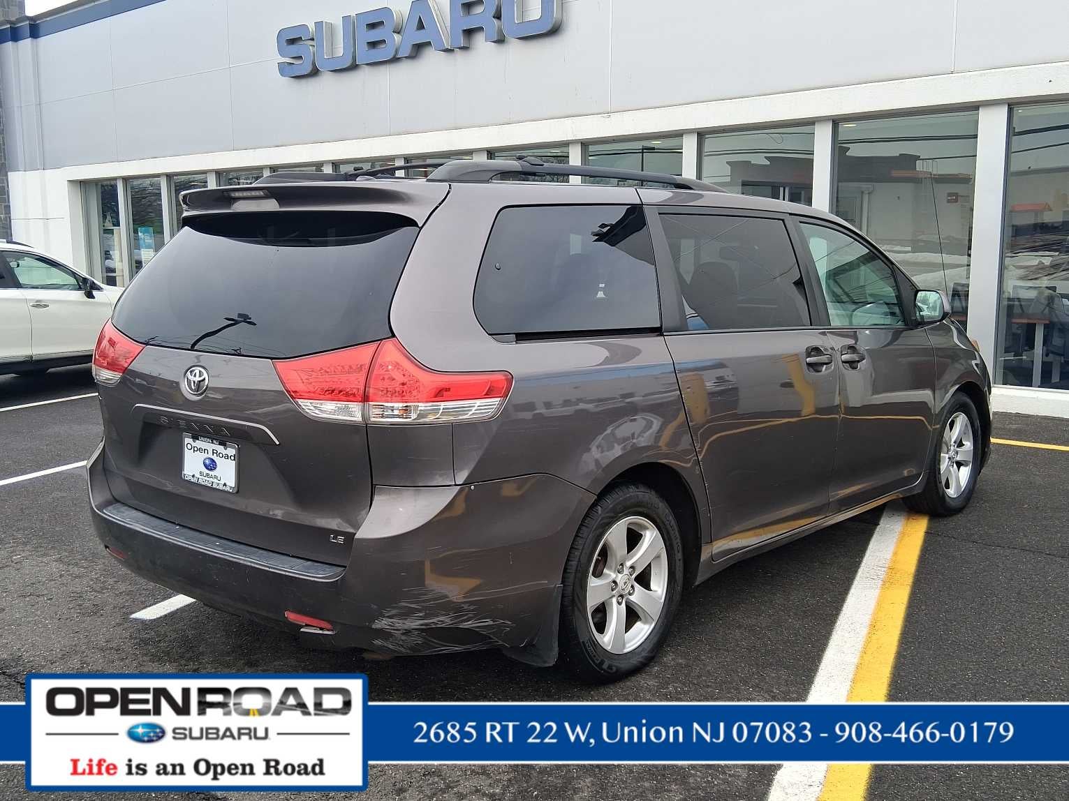 2012 Toyota Sienna LE
