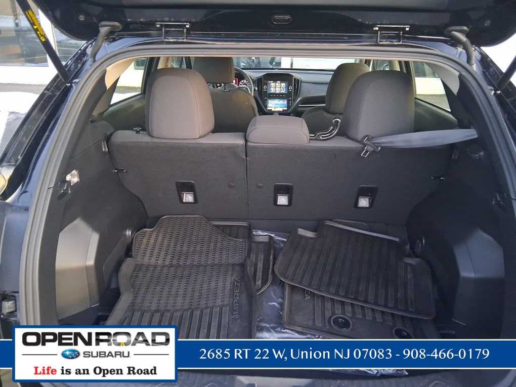 2025 Subaru Impreza Base