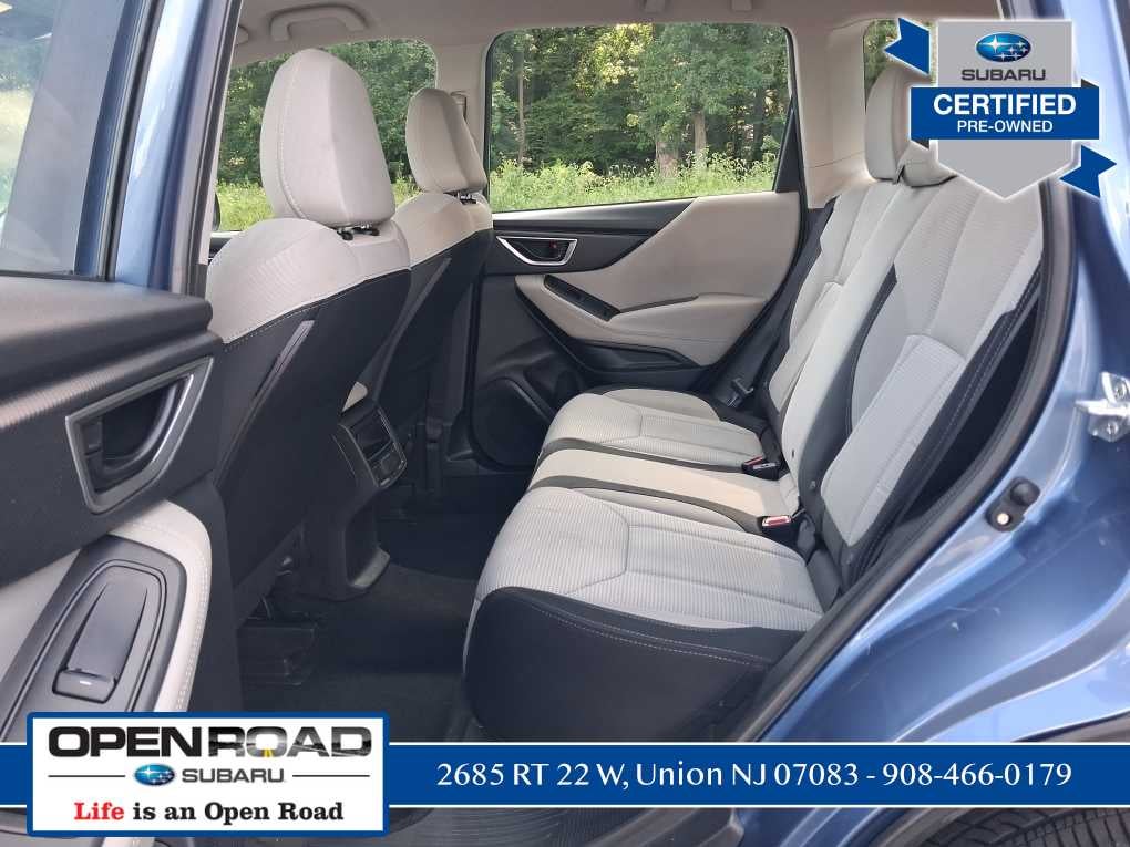 2023 Subaru Forester Base