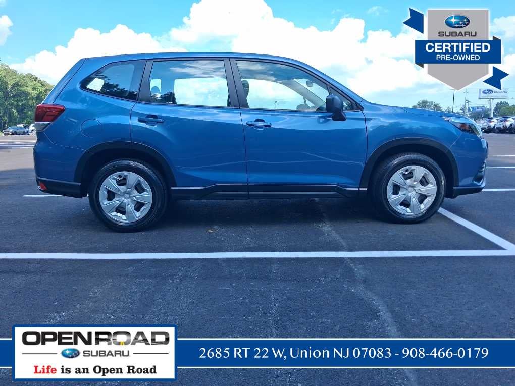 2023 Subaru Forester Base