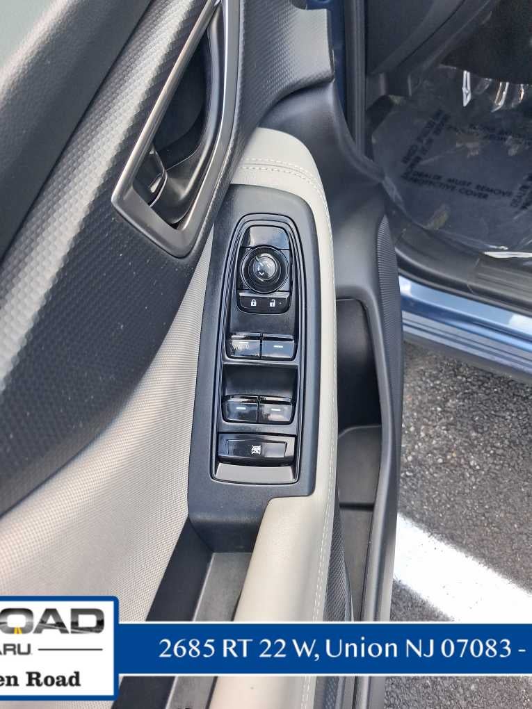 2023 Subaru Forester Base