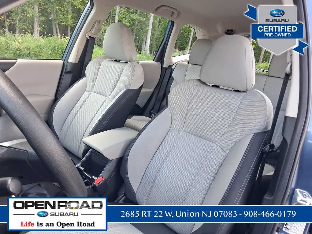 2023 Subaru Forester Base