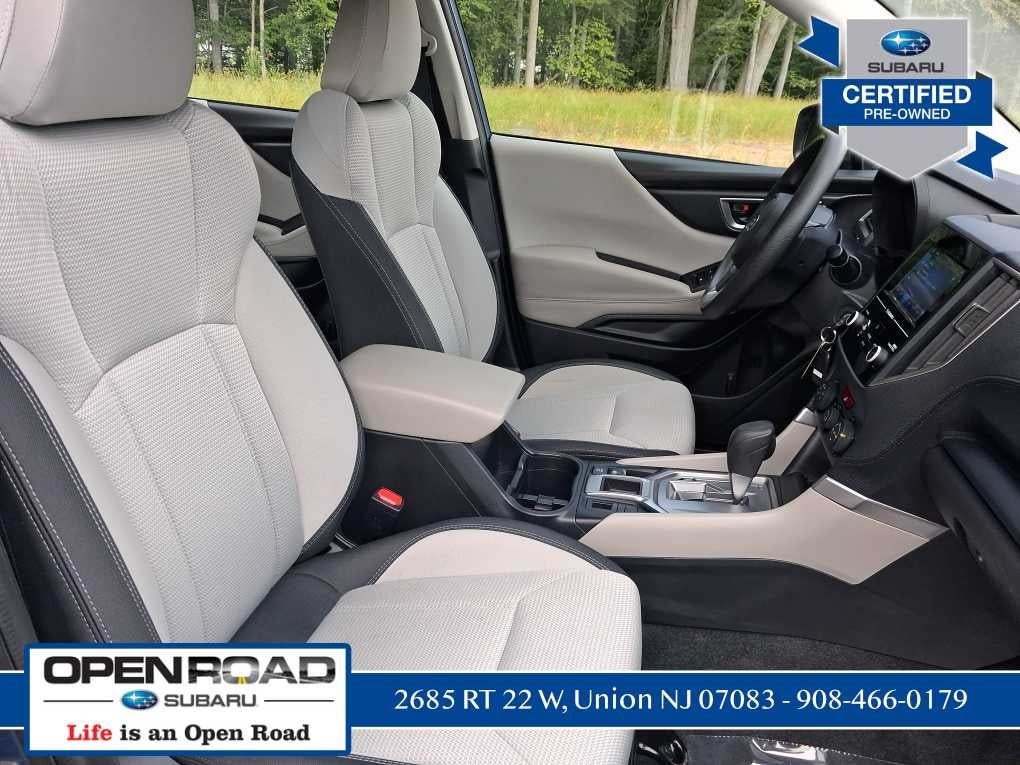 2023 Subaru Forester Base